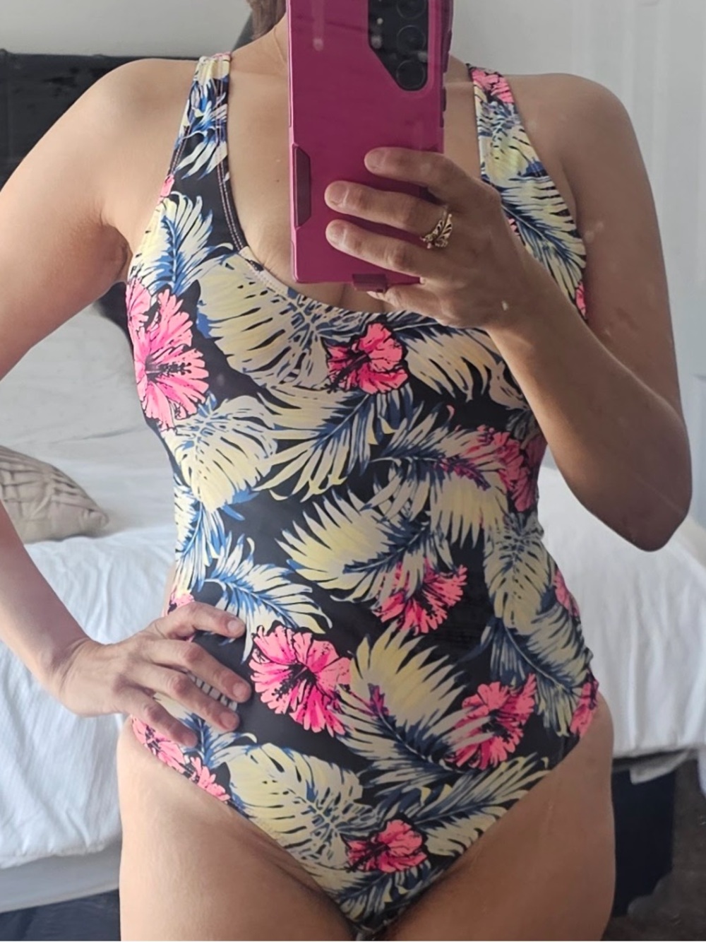 One Piece floral tinikini Swimsuit EUC L strappy